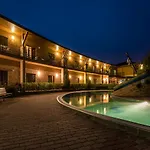 Session Hotel 4*