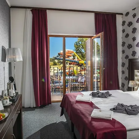 Session Hotel 4*