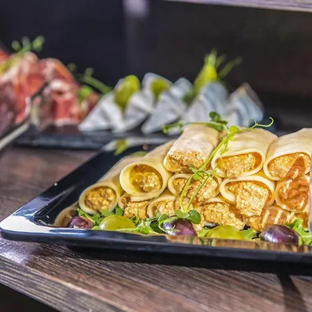 Ξενοδοχείο Session 4*