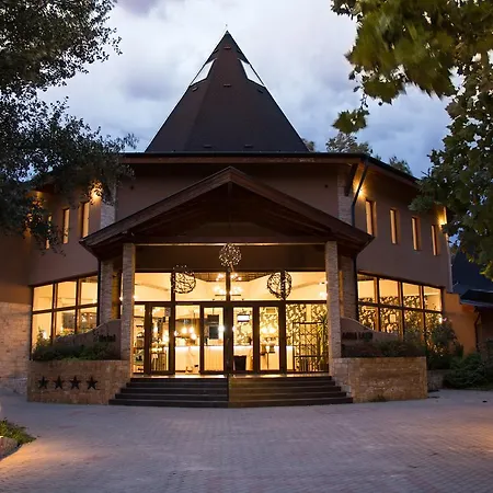 Session Hotell 4*