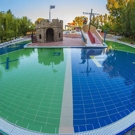 Session Ξενοδοχείο Ráckeve